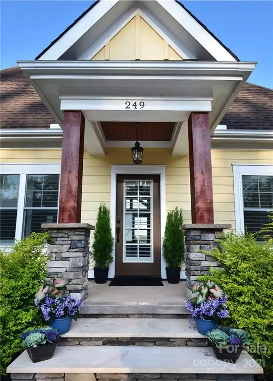 249 Landing TRL, Mount Gilead, NC 27306