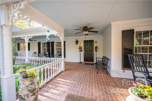 162 Cricket Creek DR, Cherryville, NC 28021