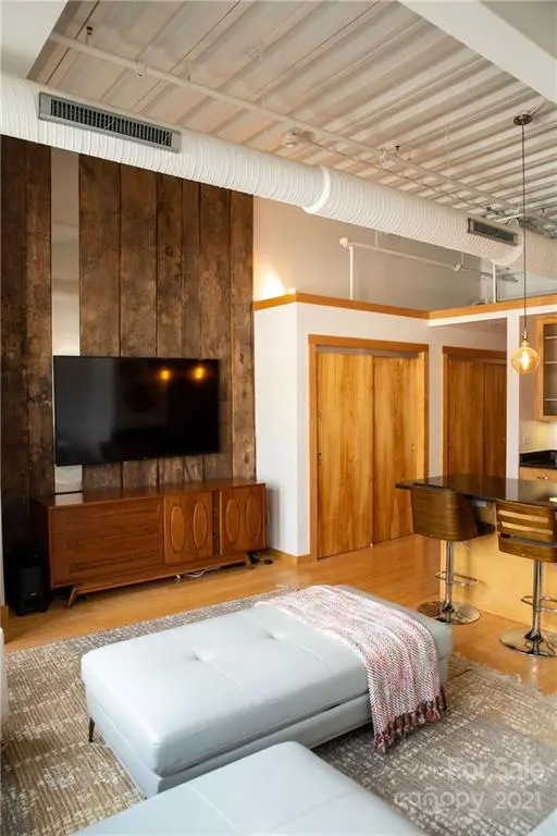 12 S Lexington AVE #304 PK123, Asheville, NC 28801