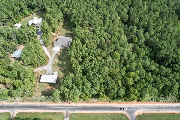 5048 Fewell RD #3, Clover, SC 29710