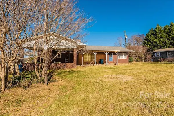 7425 George Hildebran RD, Hickory, NC 28602
