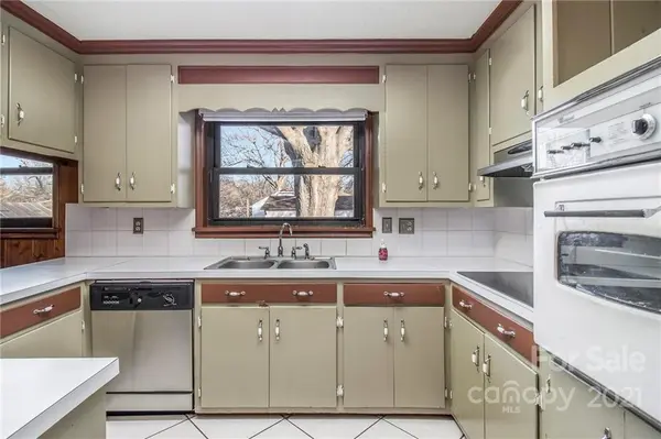 2204 Harkey AVE, Kannapolis, NC 28081