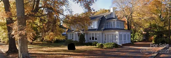 224 3rd AVE, Hickory, NC 28601