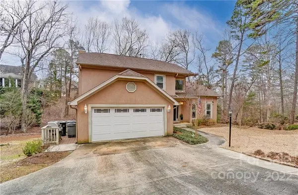7055 Mariners CT, Tega Cay, SC 29708