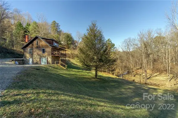 1269 Beaverdam ST, Canton, NC 28716