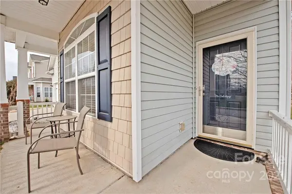709 Yvonne DR, Concord, NC 28027