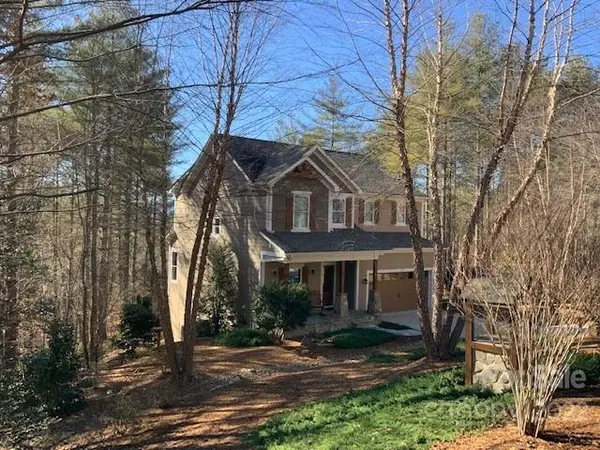 1175 Waterfall LN, Lenoir, NC 28645
