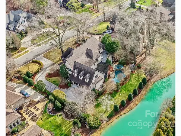 610 Beauhaven LN, Waxhaw, NC 28173