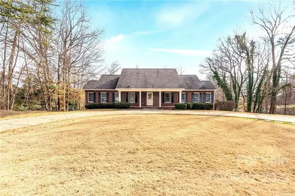 242 Waddell RD, Mooresville, NC 28117