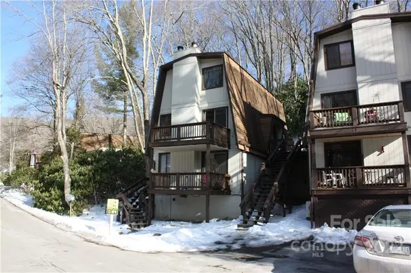 30 Creekside DR #30B, Banner Elk, NC 28604