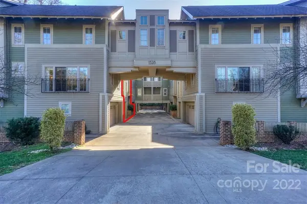 1328 Ordermore AVE #4, Charlotte, NC 28203