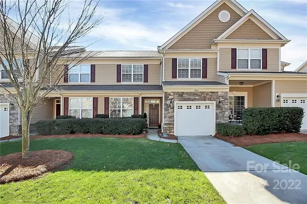 1044 Silver Gull DR, Tega Cay, SC 29708