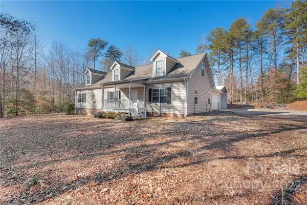 1422 Graycrest DR, Catawba, NC 28609