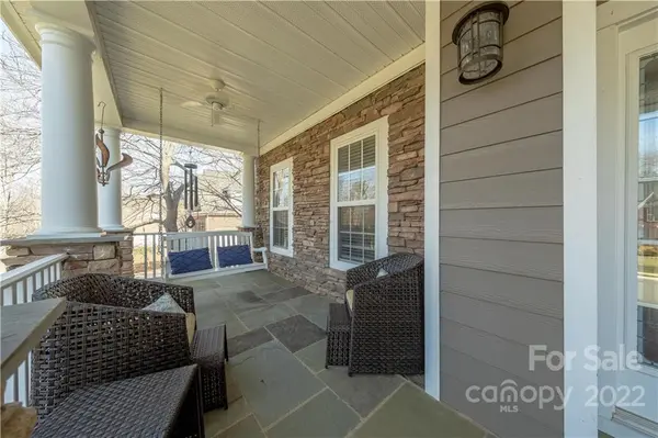 6123 Pumpernickel LN, Wesley Chapel, NC 28110