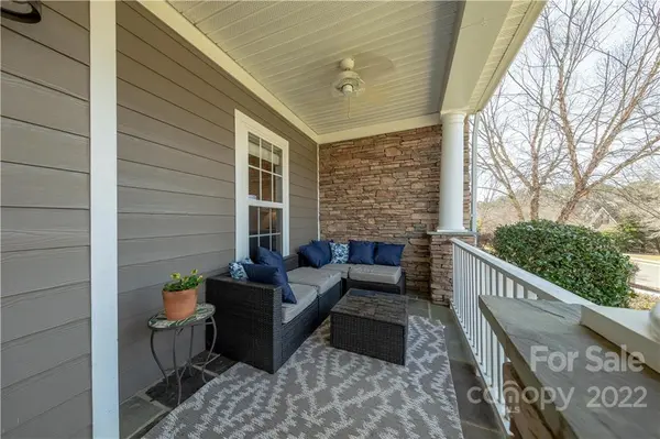 6123 Pumpernickel LN, Wesley Chapel, NC 28110