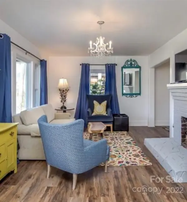 1148 Charlotte HWY, Fairview, NC 28730
