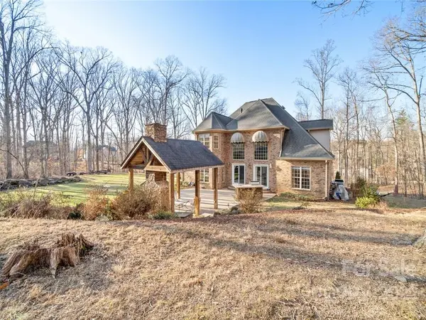 171 Greenbay RD, Mooresville, NC 28117