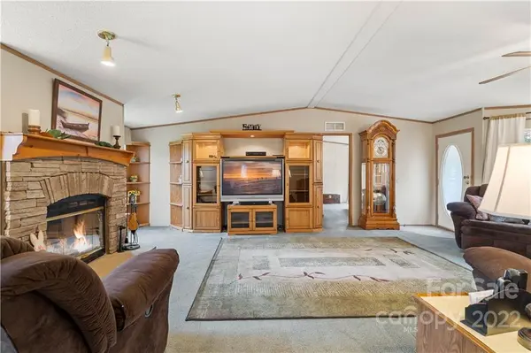 170 Inverness LOOP, Mooresville, NC 28117