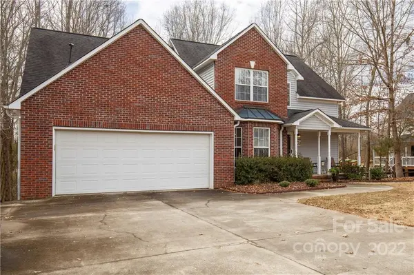 913 Clover Park DR, Clover, SC 29710