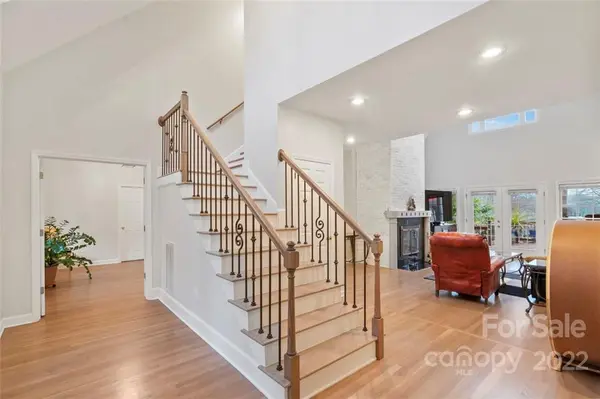 8031 Golf Course DR, Denver, NC 28037