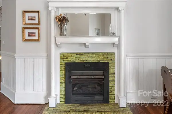 826 Dale ST, Hendersonville, NC 28739