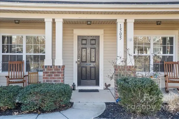 1505 Yellow Daisy DR, Matthews, NC 28104