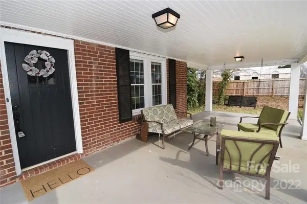50 22nd AVE NW, Hickory, NC 28601