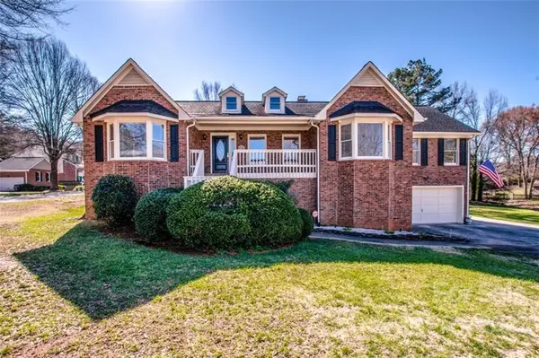 601 Pecanwood RD, Charlotte, NC 28214