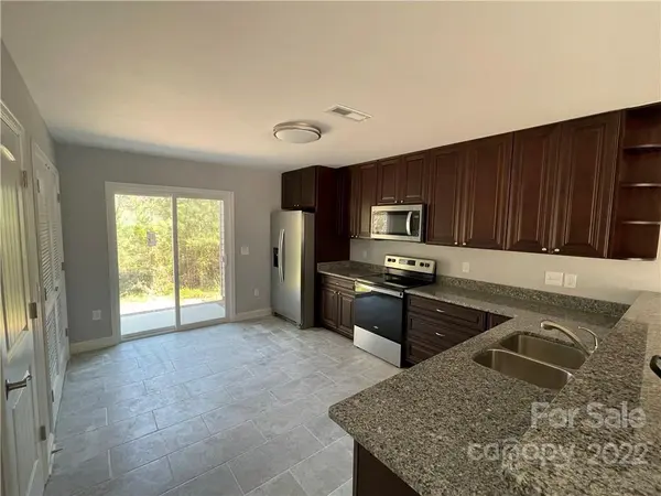 420 & 422 Balfour Balfour DR, Salisbury, NC 28147