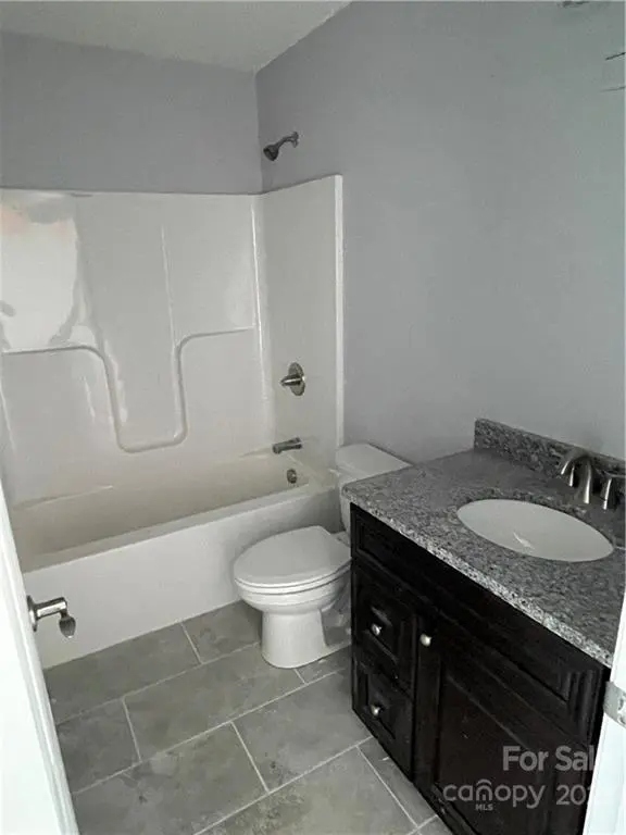 420 & 422 Balfour Balfour DR, Salisbury, NC 28147