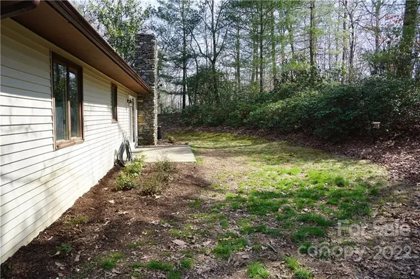 55 Greenland PATH, Mills River, NC 28759