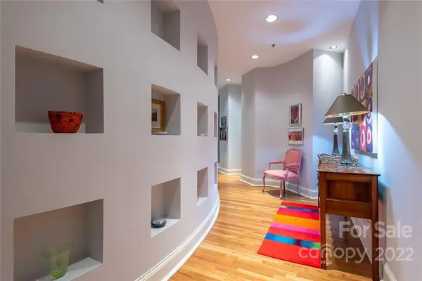 127 N Tryon ST #406, Charlotte, NC 28202