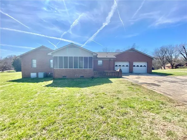 1555 Sides RD, Salisbury, NC 28146