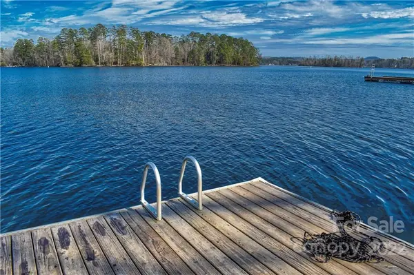 756 Lake Forest DR, Badin Lake, NC 28127