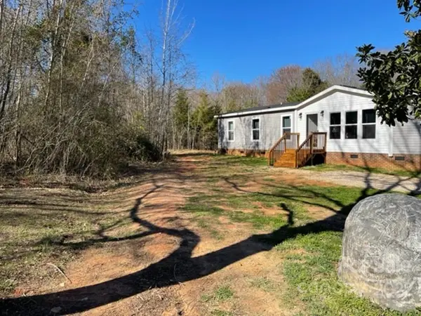 5495 Howze RD, Catawba, SC 29704