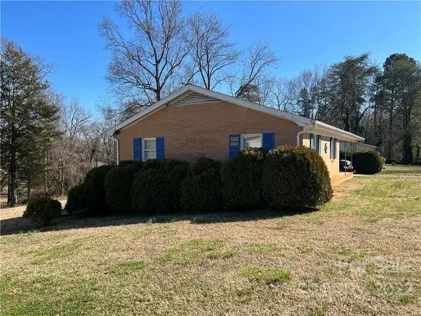217 Thermal DR, Forest City, NC 28043