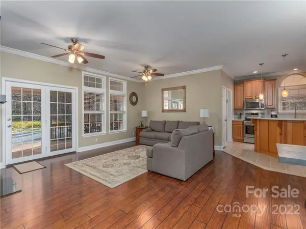 3504 Bald Creek RD, Clyde, NC 28721
