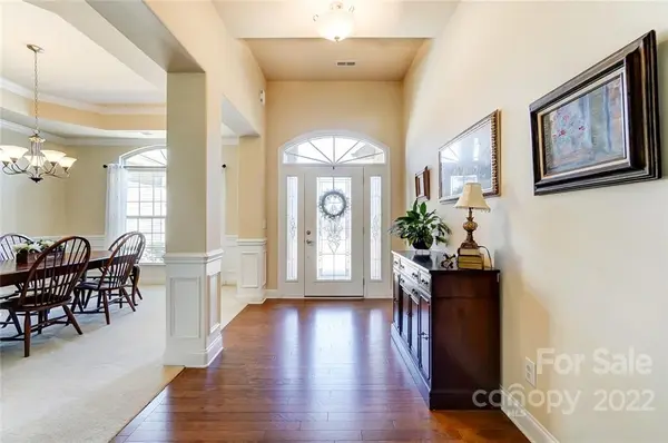 245 Mills Plantation CIR, Troutman, NC 28166