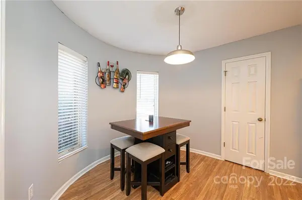 1762 12th ST, Hickory, NC 28601