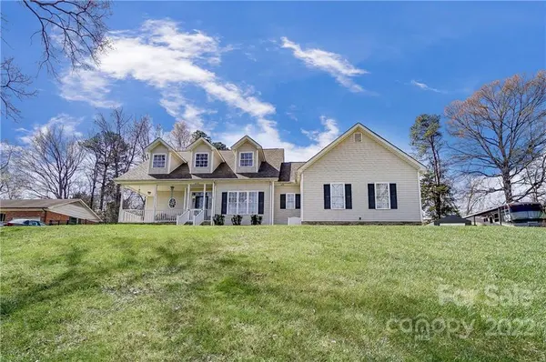 6105 Ferncliff DR, Concord, NC 28027