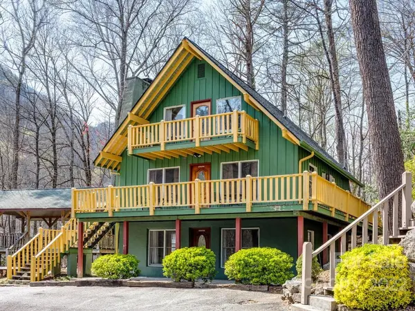 950 Main ST #1, Chimney Rock, NC 28720