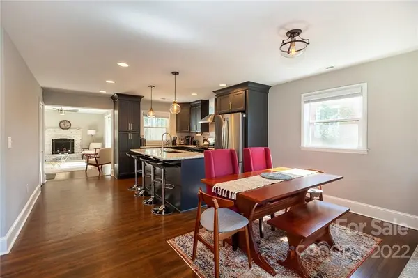 2933 Hilliard DR, Charlotte, NC 28205