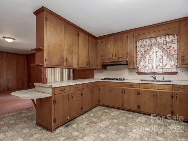 707 N Providence ST, Waxhaw, NC 28173