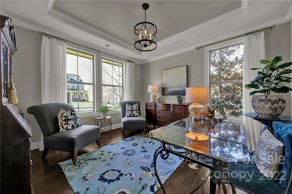 204 Kingsdown AVE, Charlotte, NC 28270
