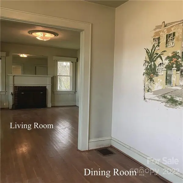 25 18th AVE NW, Hickory, NC 28601