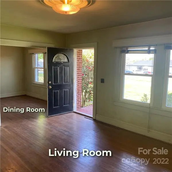 25 18th AVE NW, Hickory, NC 28601