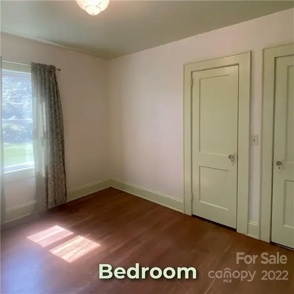 25 18th AVE NW, Hickory, NC 28601