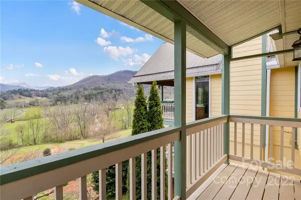 159 Perks RD, Franklin, NC 28734