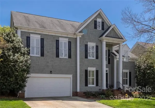 8104 Hawk Crest CT, Charlotte, NC 28270