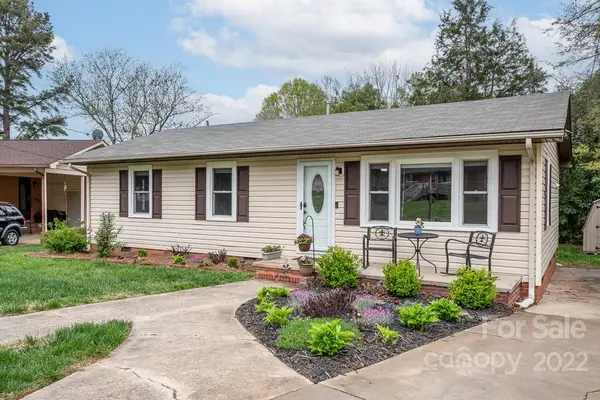 626 Westside TER #5, Davidson, NC 28036